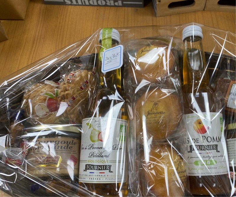 Confectionner son propre panier gourmand avec des produits locaux français et se faire livrer à Paris