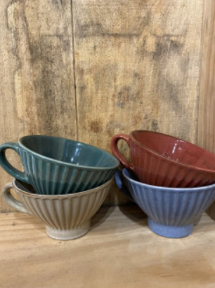 Vaisselle artisanale faite en France : Commandez votre bol avec anse avec livraison 24h à Paris